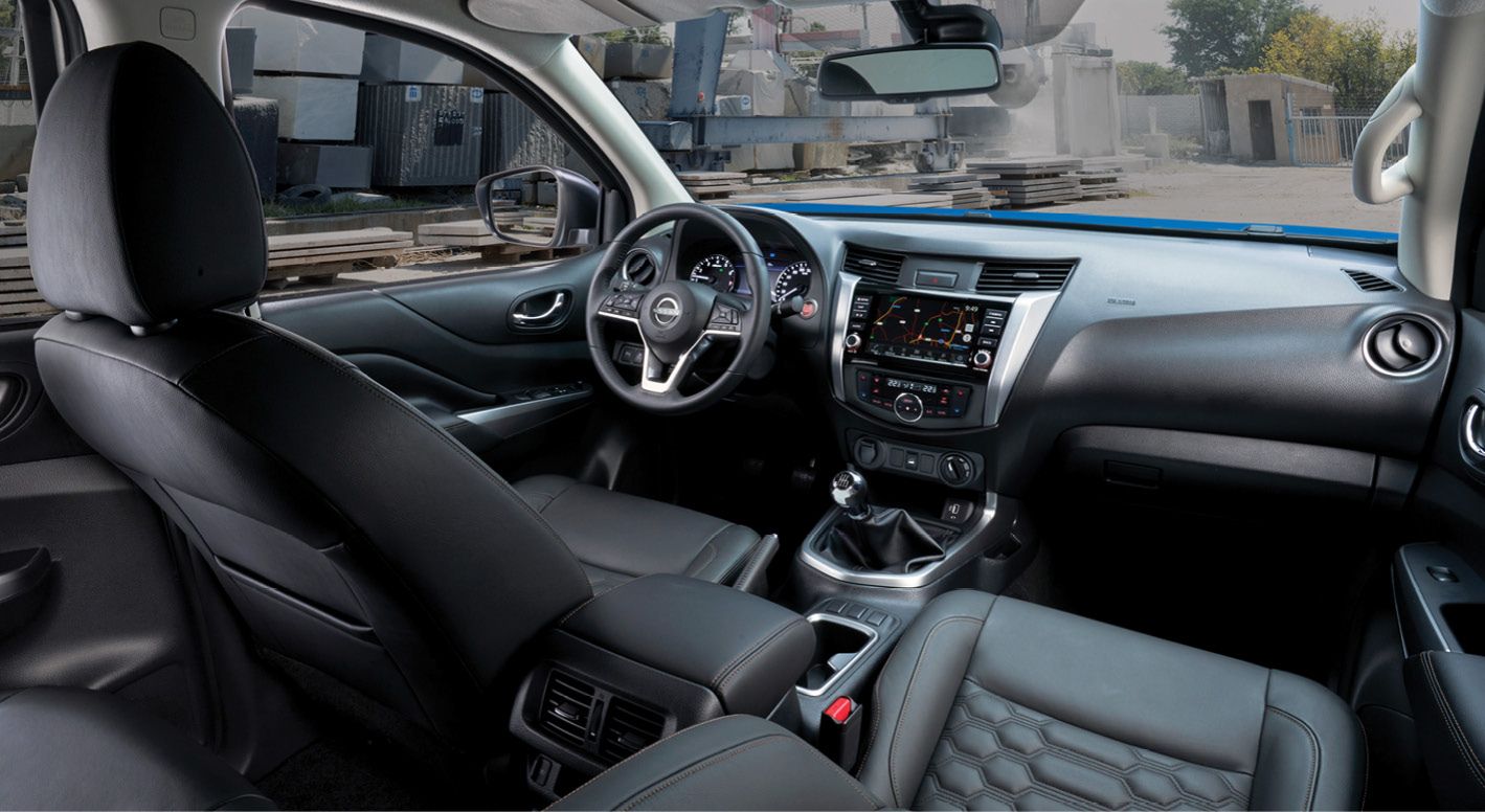 Navara LE cabin interior