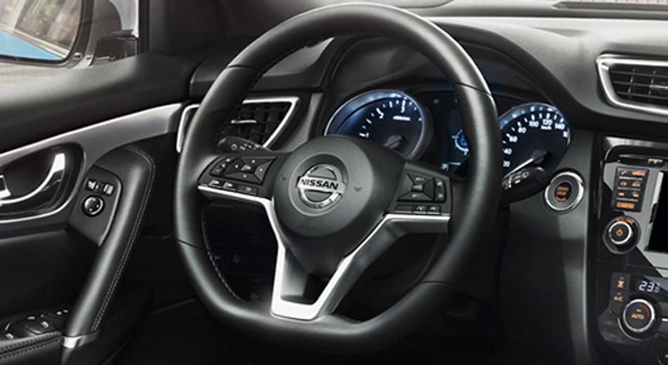 Qashqai D Shaped Steering Wheel